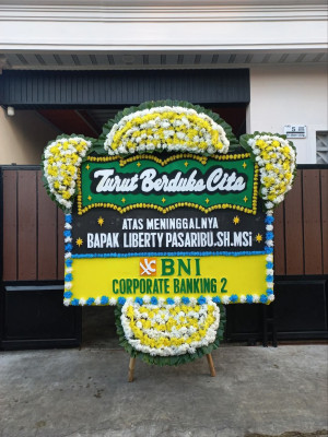 Papan Bunga Duka di Tafamutu